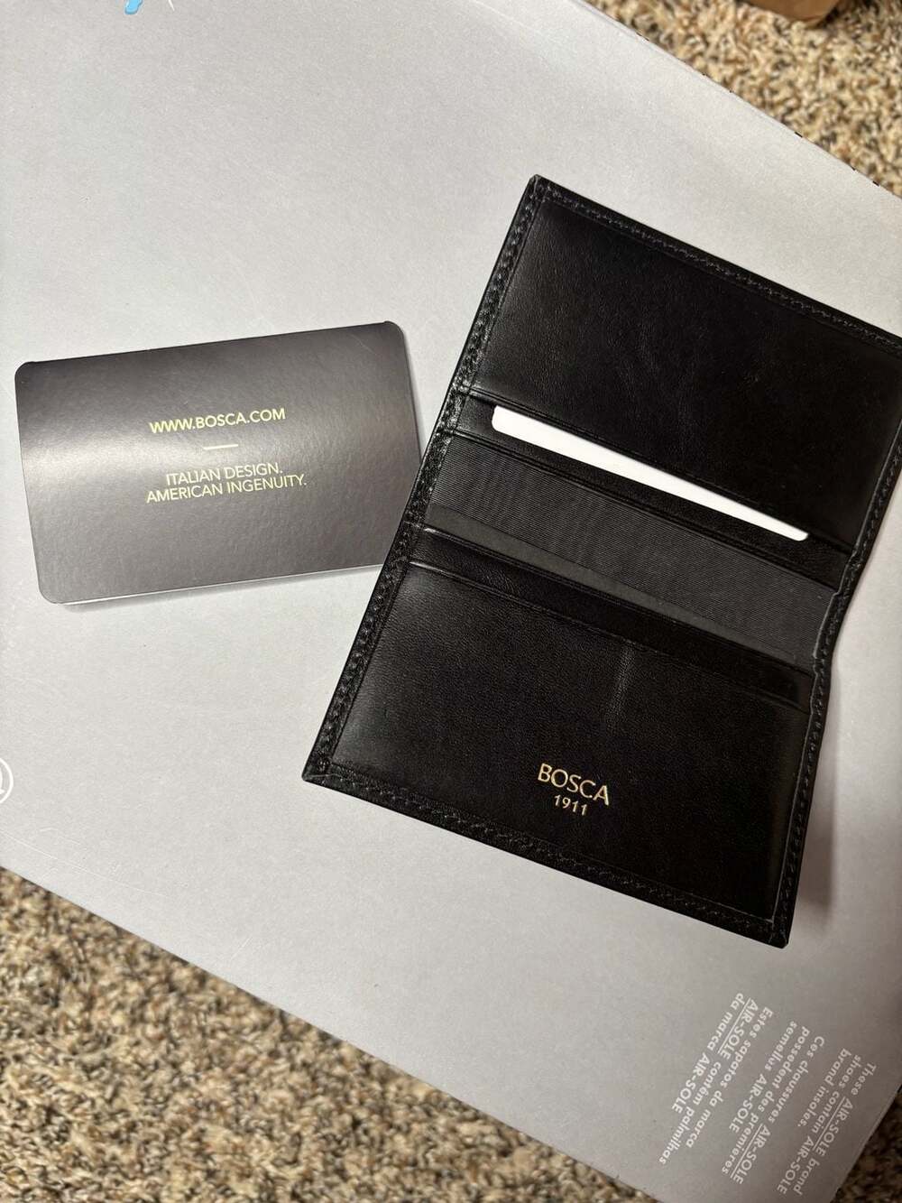 Bosca 1911 Old Leather Bifold Card Case.  Black. New.